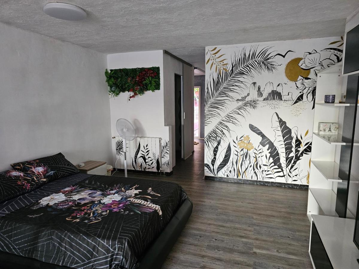 Estudio En Alquiler Begur Exterior foto